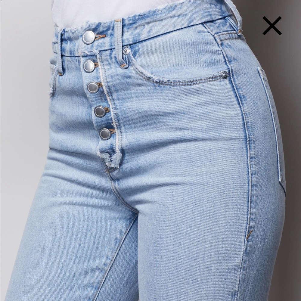 GOOD AMERICAN VINTAGE EXPOSED BUTTONS